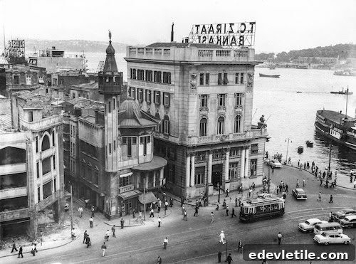 Karakoy Square