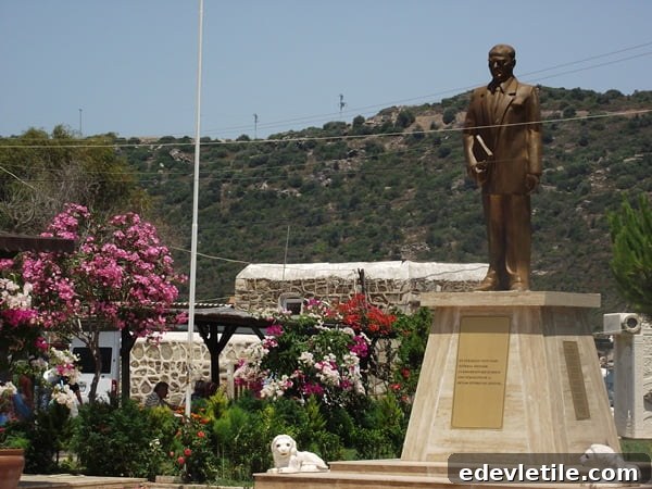 Statue of Mustafa Kemal Ataturk