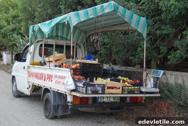 Mobile shop in Cirali