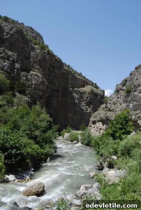 Hell’s Gorge