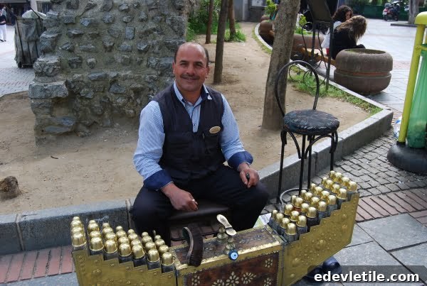 shoe shiner istanbul