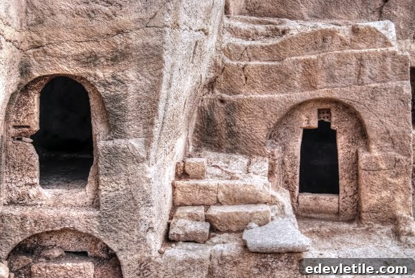 Churches of Dara