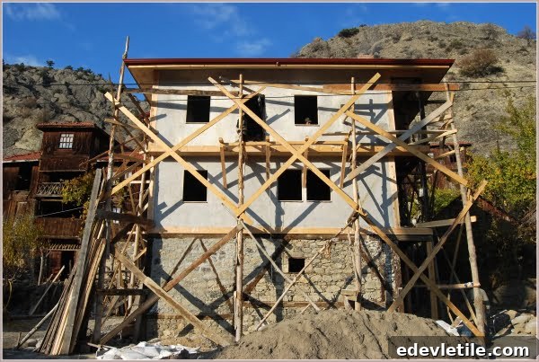 hotel renovation in Dudas 