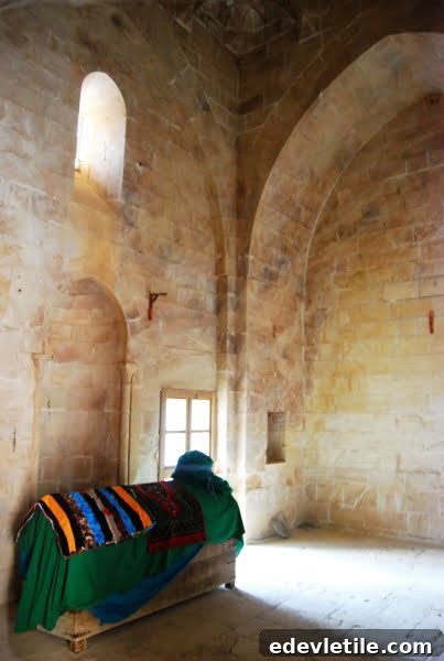 Tomb at Kasimiye Medresesi