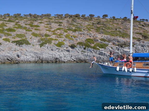 boat-hire-yalikavak