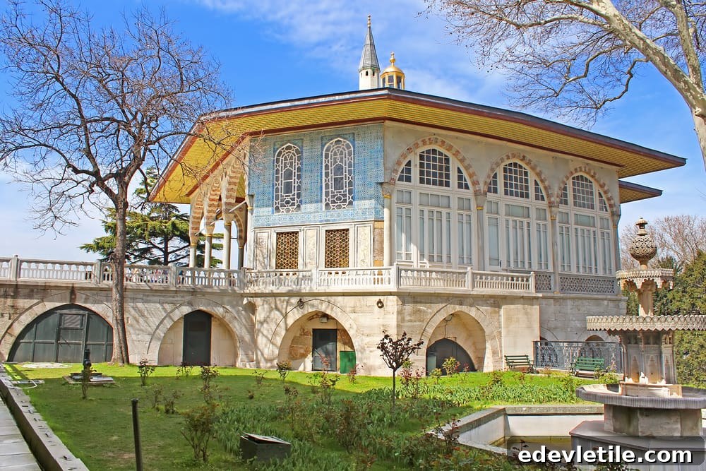 Baghdad Kiosk situated in the Topkapi Palace in Istanbul, Turkey